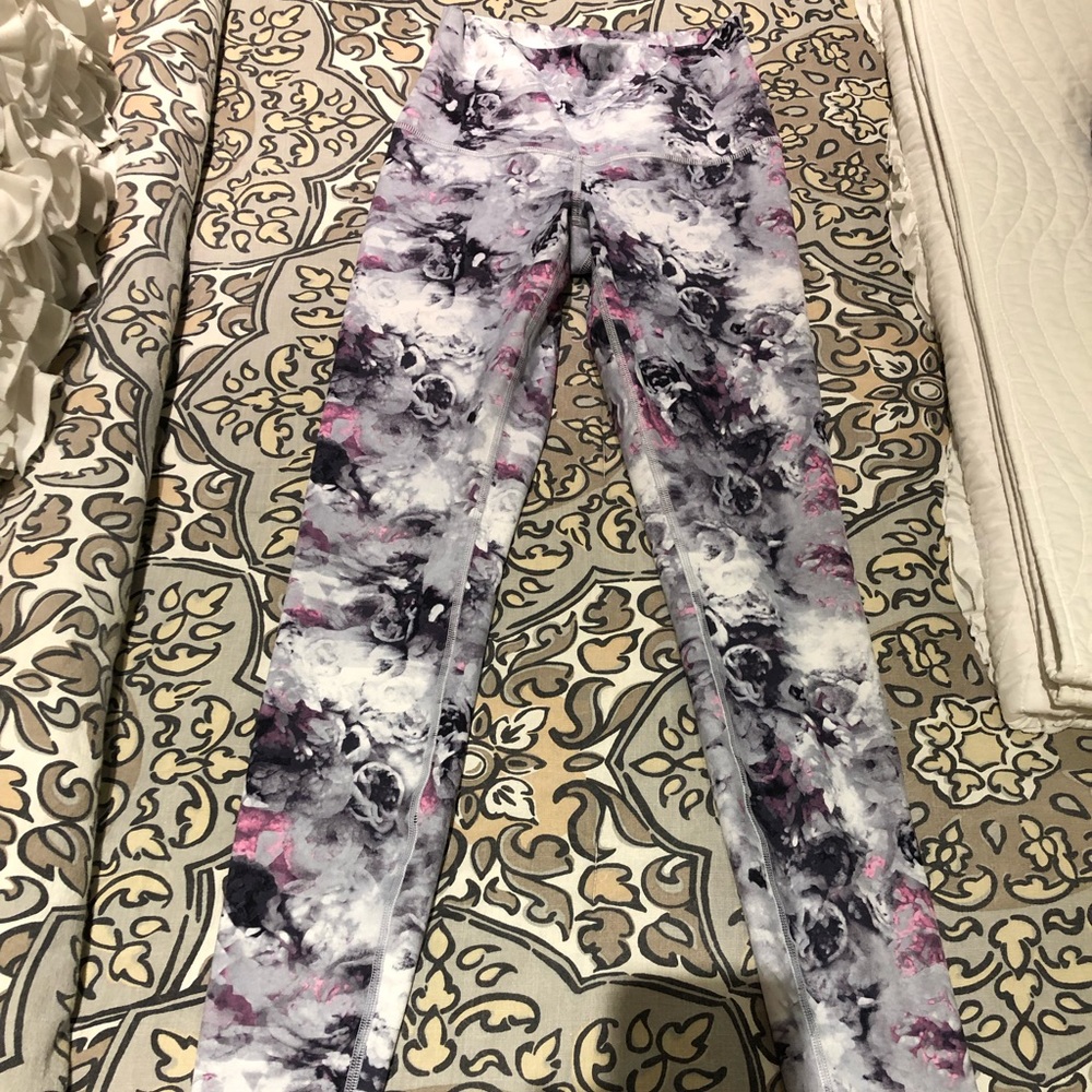 Lululemon leggings